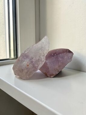 Amethyst Crystal Decorative Stones - Natural Lavender
